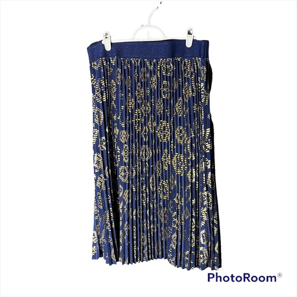 LuLaRoe Dresses & Skirts - 4/$20 Lularoe Simply Comfortable Skirt size XL